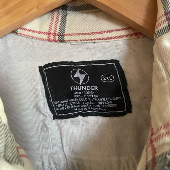 Men’s Plaid Flannel Shirt - Picture 2 of 2